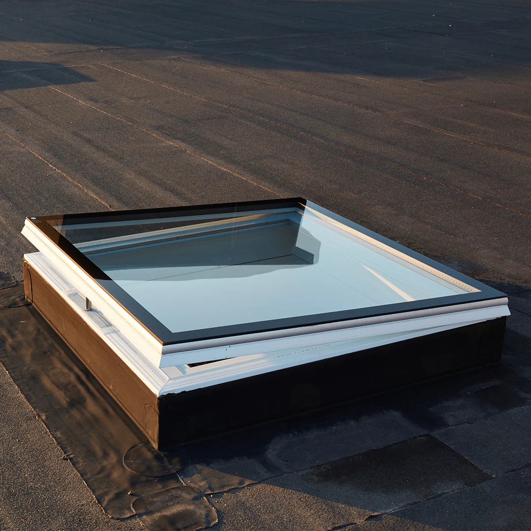 iWindow fenêtre pour toit plat ouvrant - kit complet 100x280 cm - Skylux
