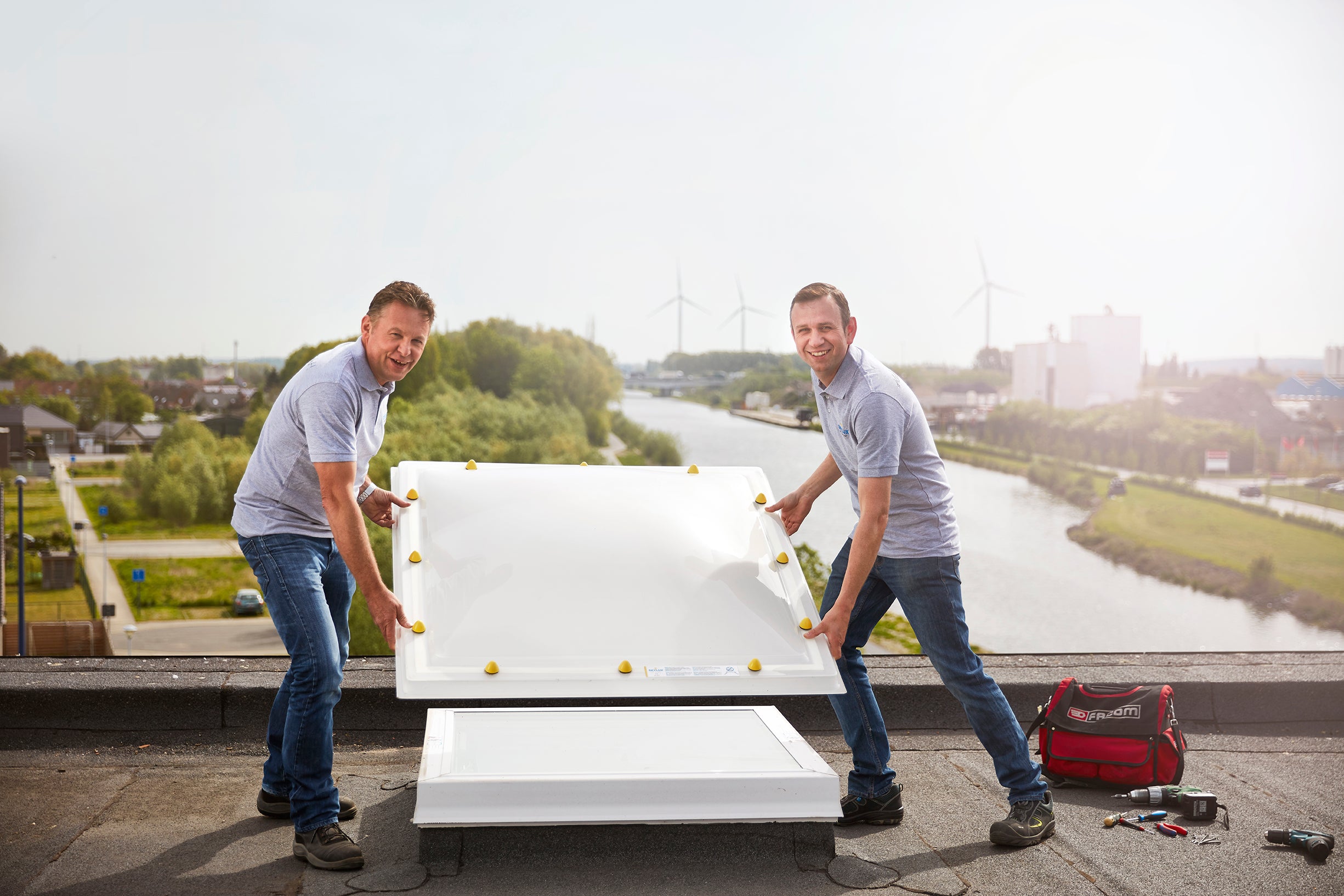 Lichtkoepel vervangen op plat dak , renovatie zonder breekwerk